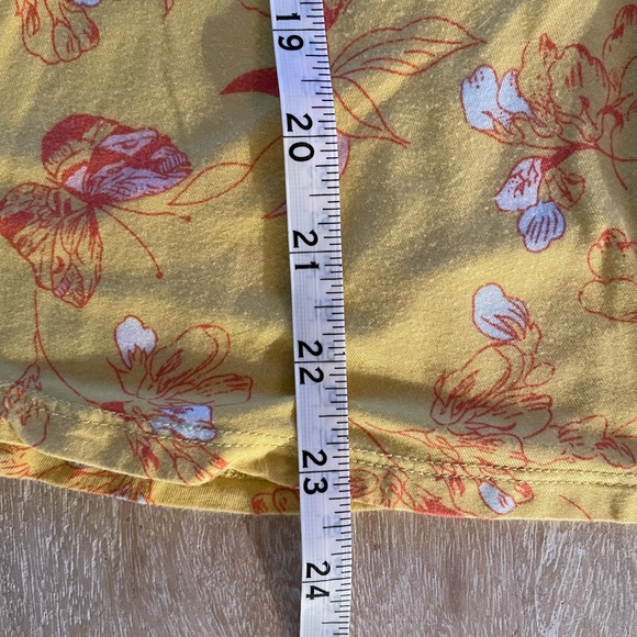 ModCloth My Favourite Flutter Peplum Top - Picture 7 of 9